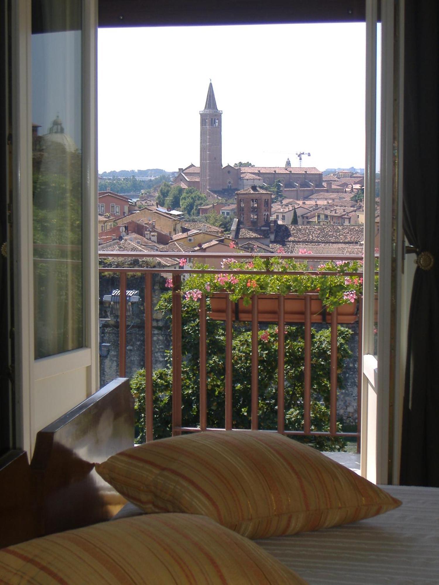 Bed and Breakfast Agli Abbaini à Vérone Extérieur photo